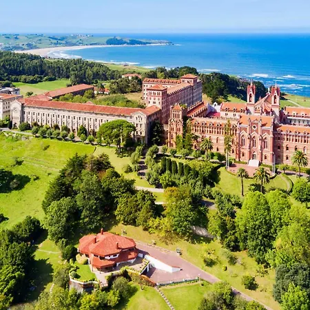 Апартаменты Aventuras Комильяс